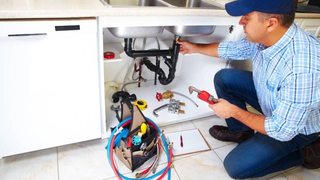 wasserschaden notfalldienst soforthilfe bei rohrbruch und leckage