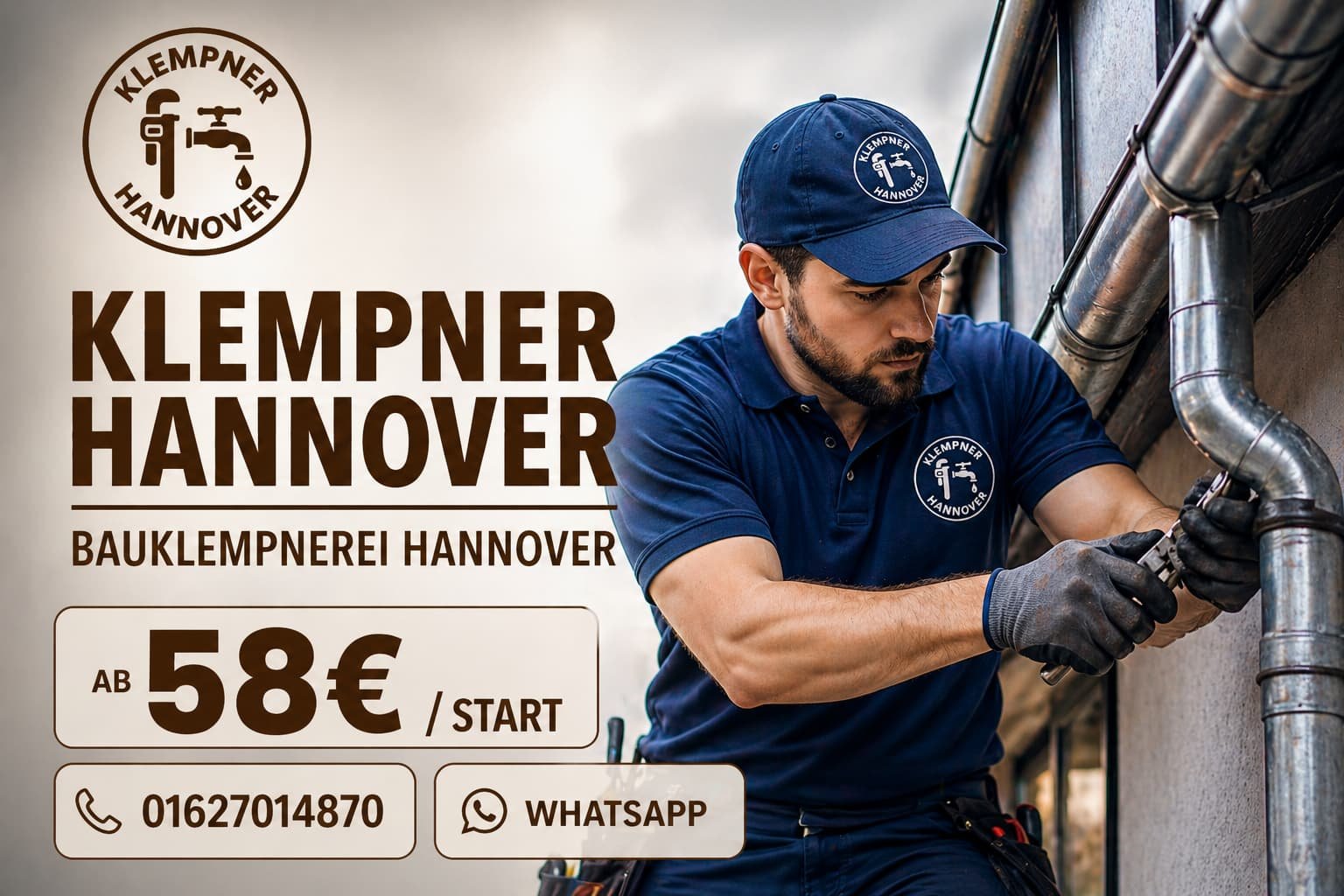 Professioneller Installateur repariert Dachentwässerung mit Werkzeug, schneller Service in Hannover.